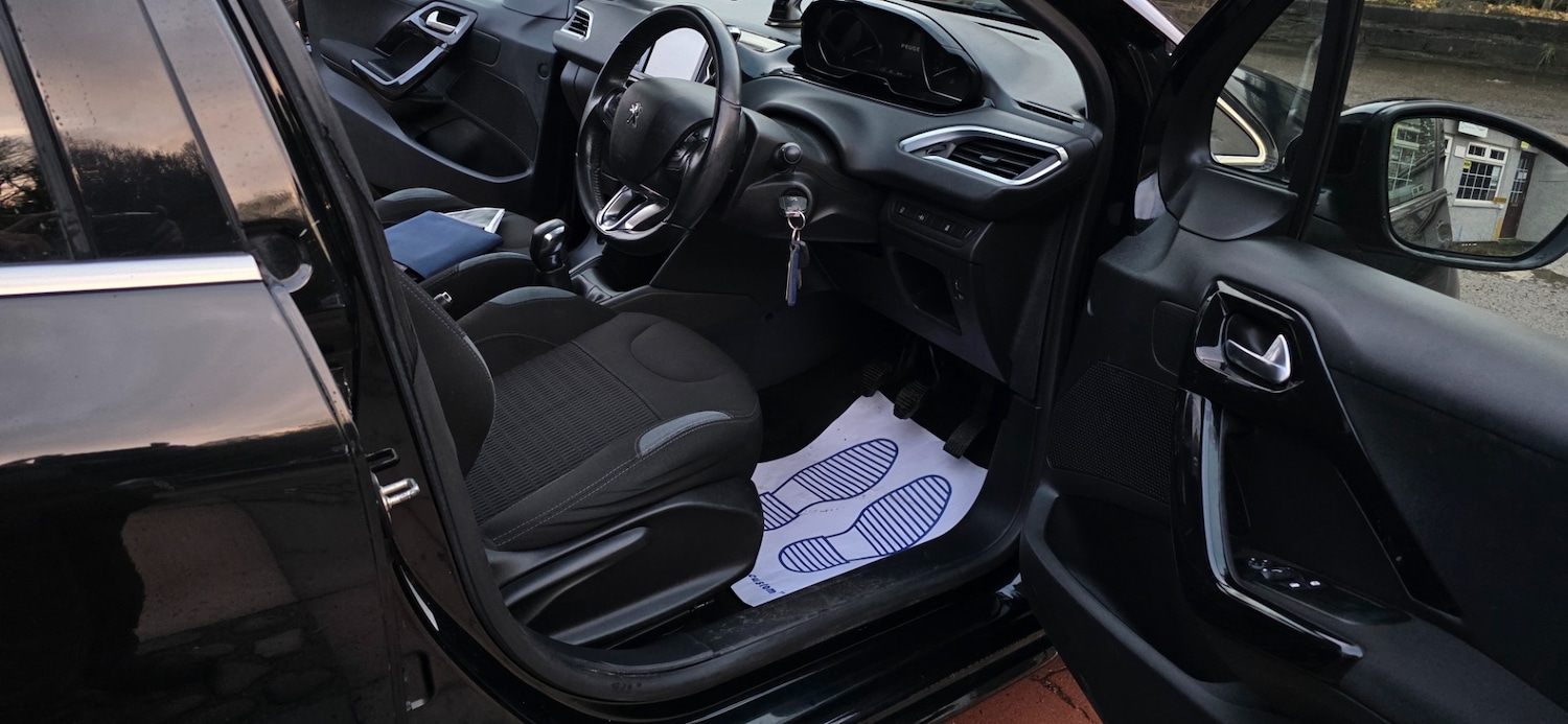 Used Peugeot 208 2014 for sale - 77357581: Photo 17