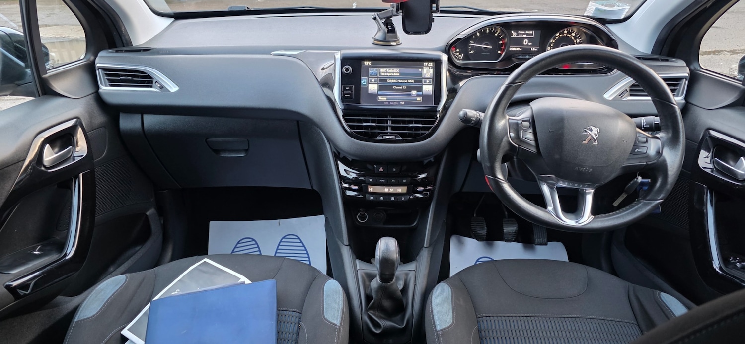 Used Peugeot 208 2014 for sale - 77357581: Photo 20