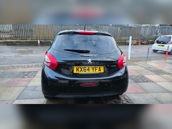 Used Peugeot 208 2014 for sale - 77357581: Photo