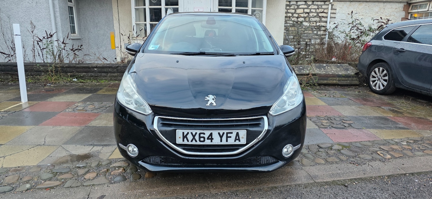 Used Peugeot 208 2014 for sale - 77357581: Photo 8