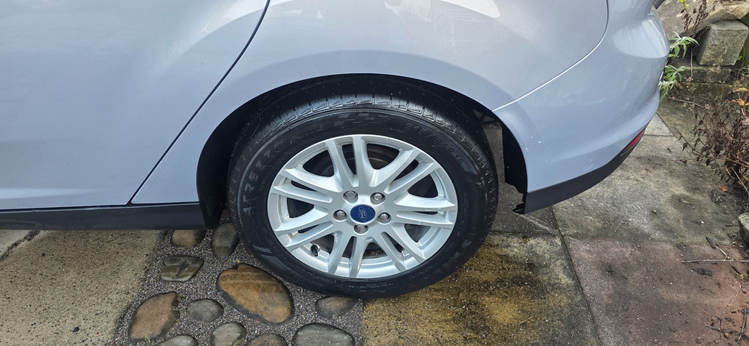 Used Ford Focus 2013 for sale - 76952222: Photo 10