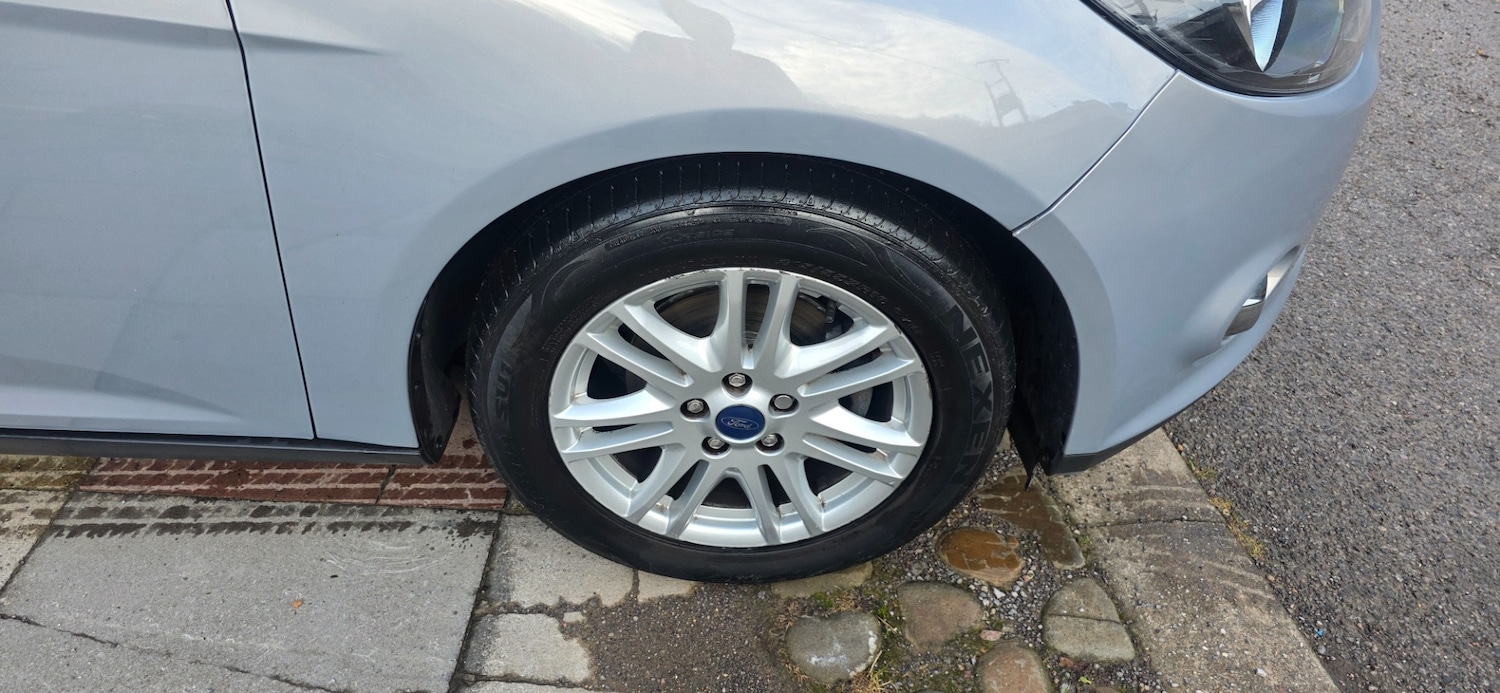 Used Ford Focus 2013 for sale - 76952222: Photo 12