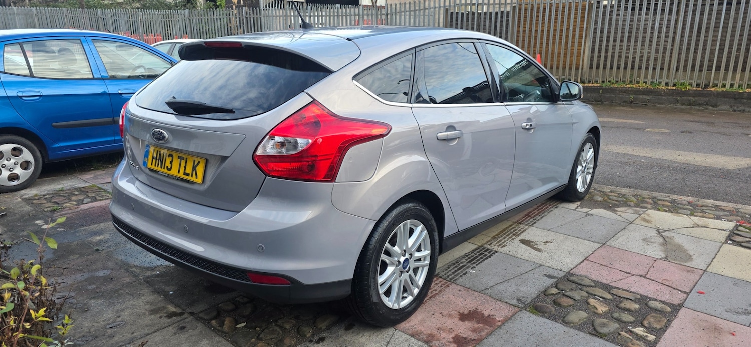 Used Ford Focus 2013 for sale - 76952222: Photo 3