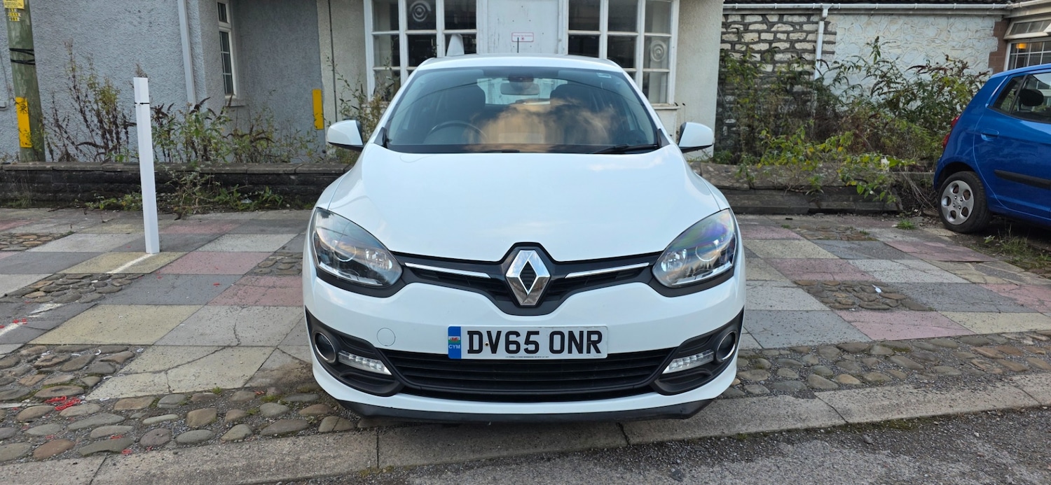 Used Renault Megane 2015 for sale - 76378119: Photo 8