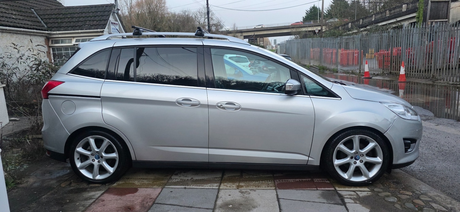 Used Ford Grand C-Max 2011 for sale - 77142908: Photo 2