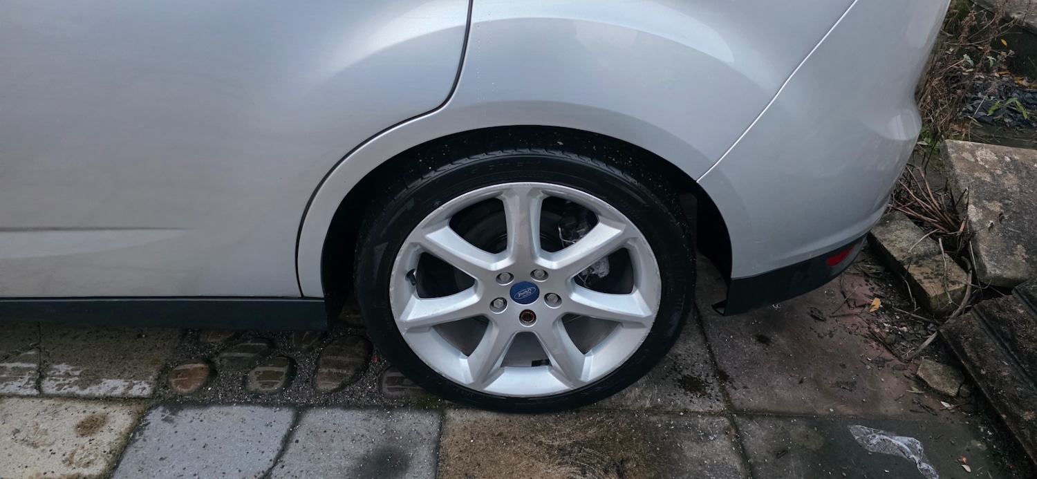 Used Ford Grand C-Max 2011 for sale - 77142908: Photo 20