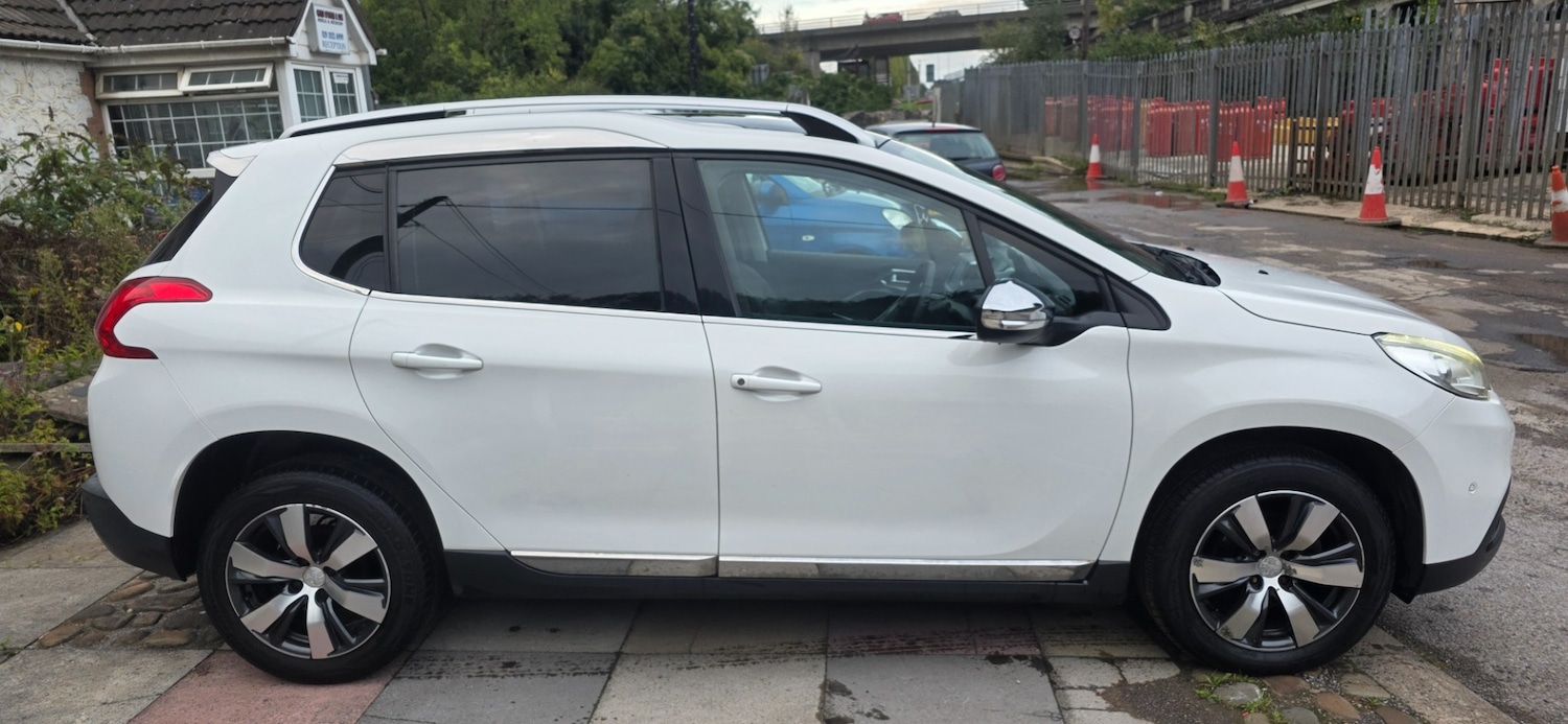 Used Peugeot 2008 2015 for sale - 76548129: Photo 2