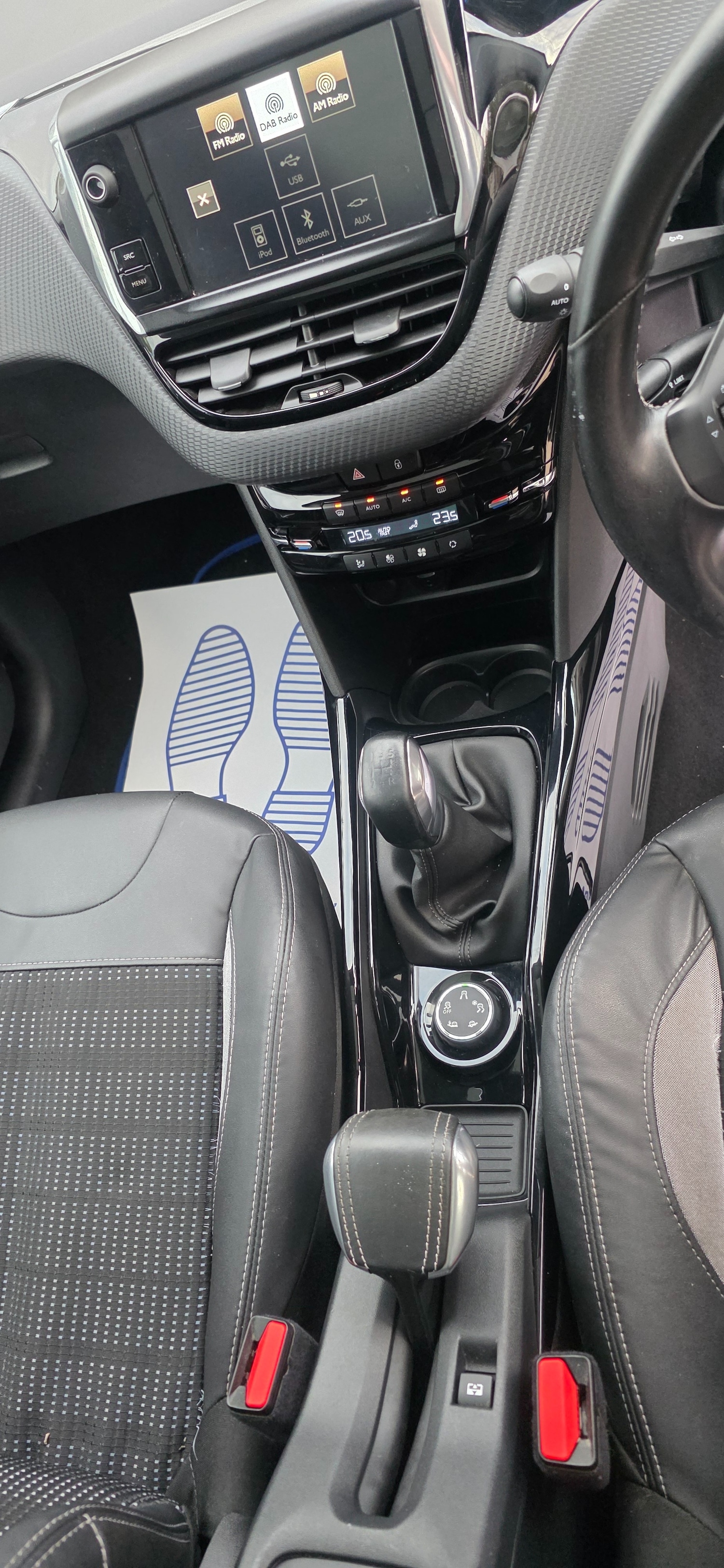 Used Peugeot 2008 2015 for sale - 76548129: Photo 23