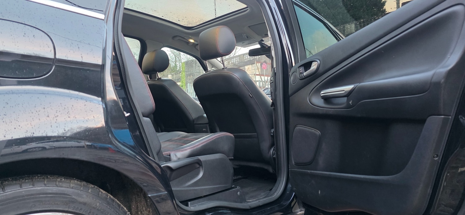 Used Ford S-Max 2013 for sale - 77395418: Photo 12