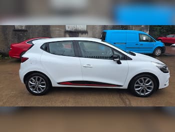 Used Renault Clio 2018 for sale - 79853702: Photo