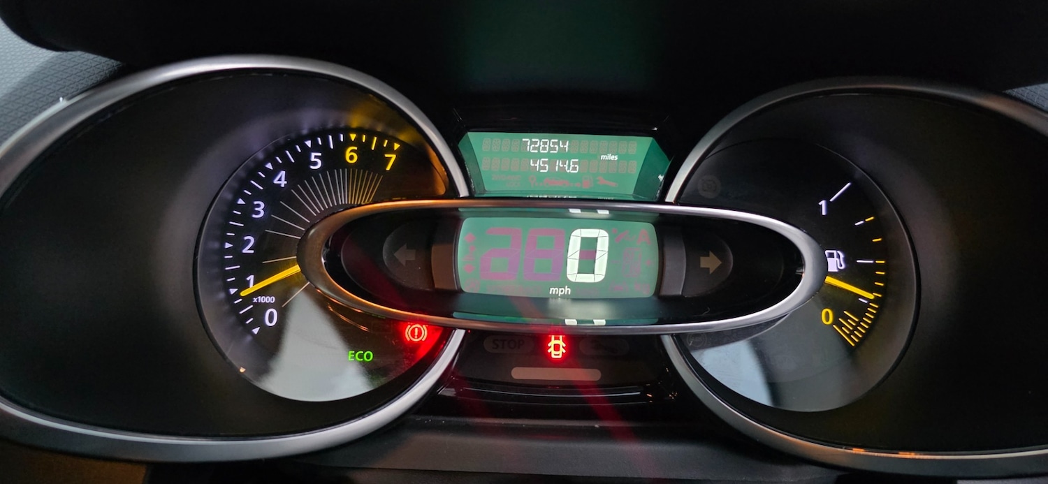 Used Renault Clio 2015 for sale - 77008505: Photo 18