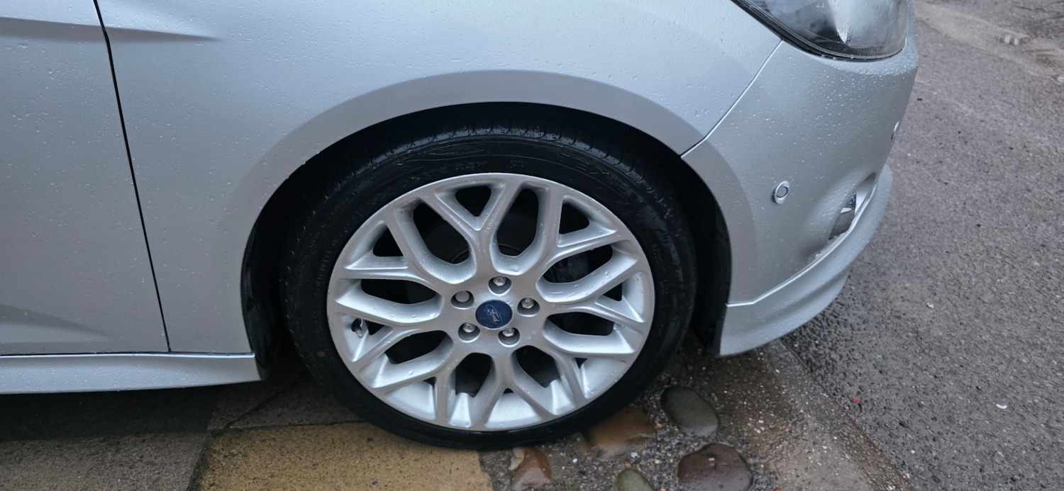 Used Ford Focus 2014 for sale - 77290415: Photo 11