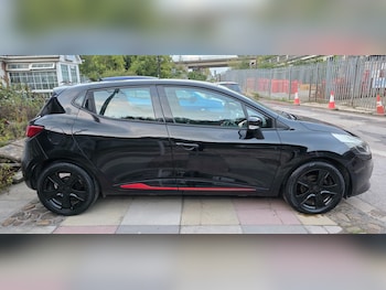 Used Renault Clio 2015 for sale - 76174379: Photo 2