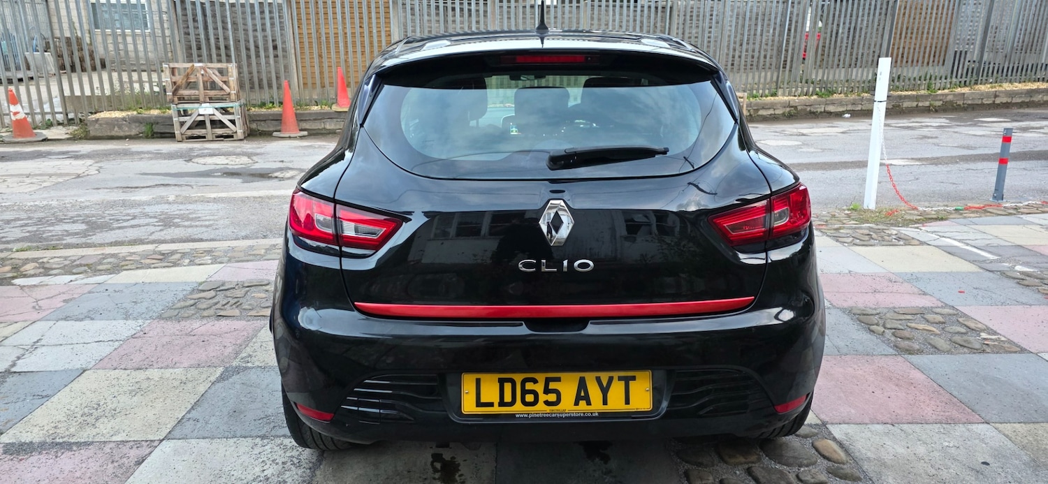 Used Renault Clio 2015 for sale - 76174379: Photo 4