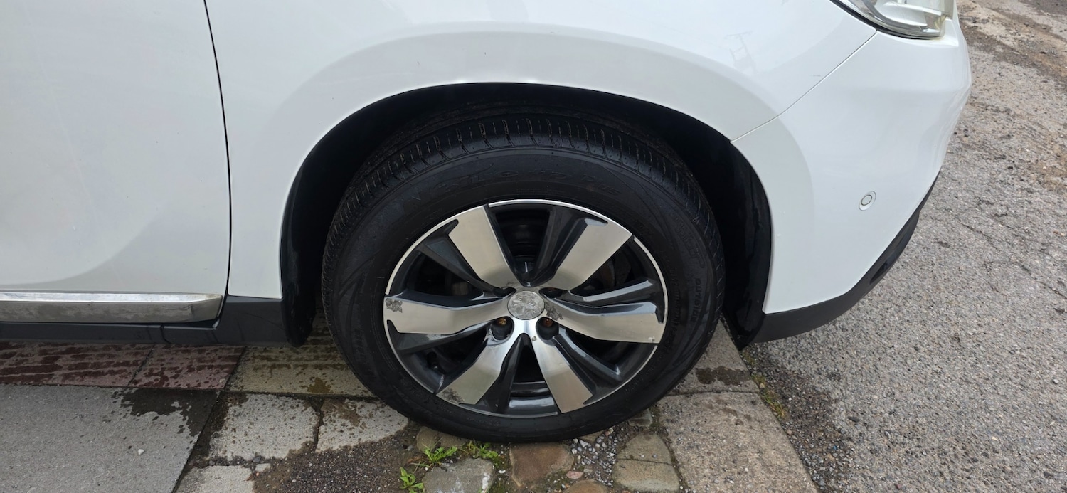 Used Peugeot 2008 2015 for sale - 76179106: Photo 13