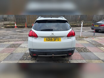 Used Peugeot 2008 2015 for sale - 76179106: Photo