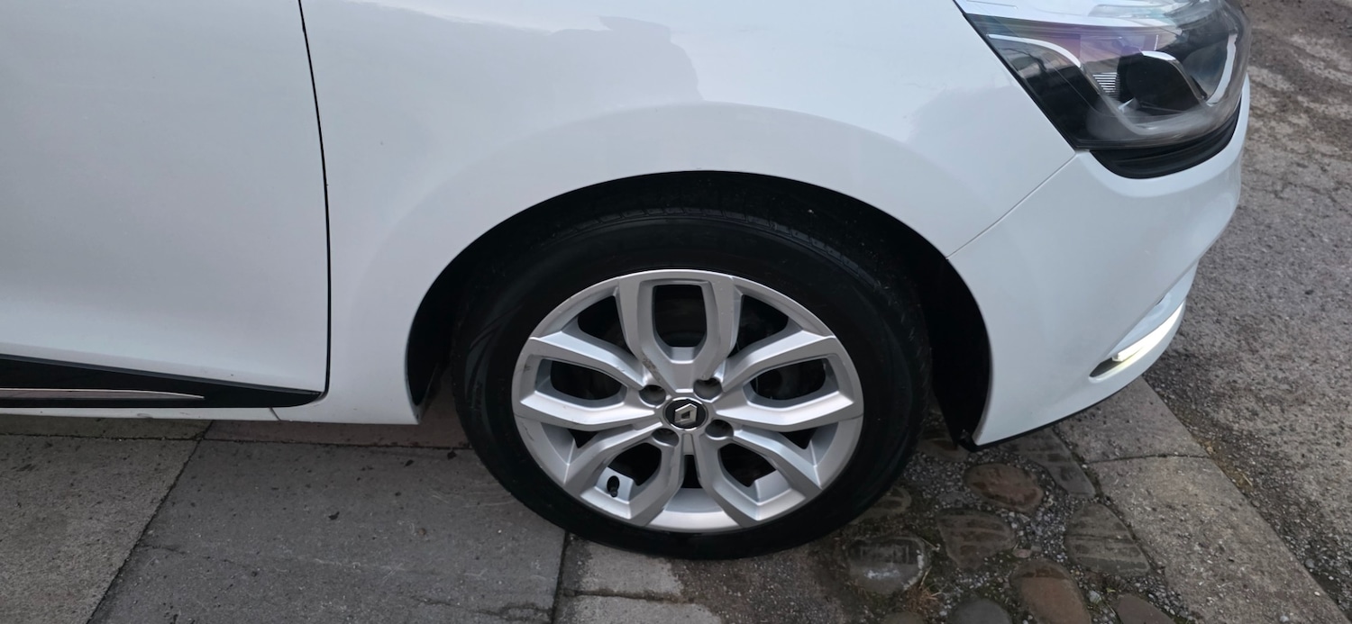 Used Renault Clio 2018 for sale - 77423764: Photo 12