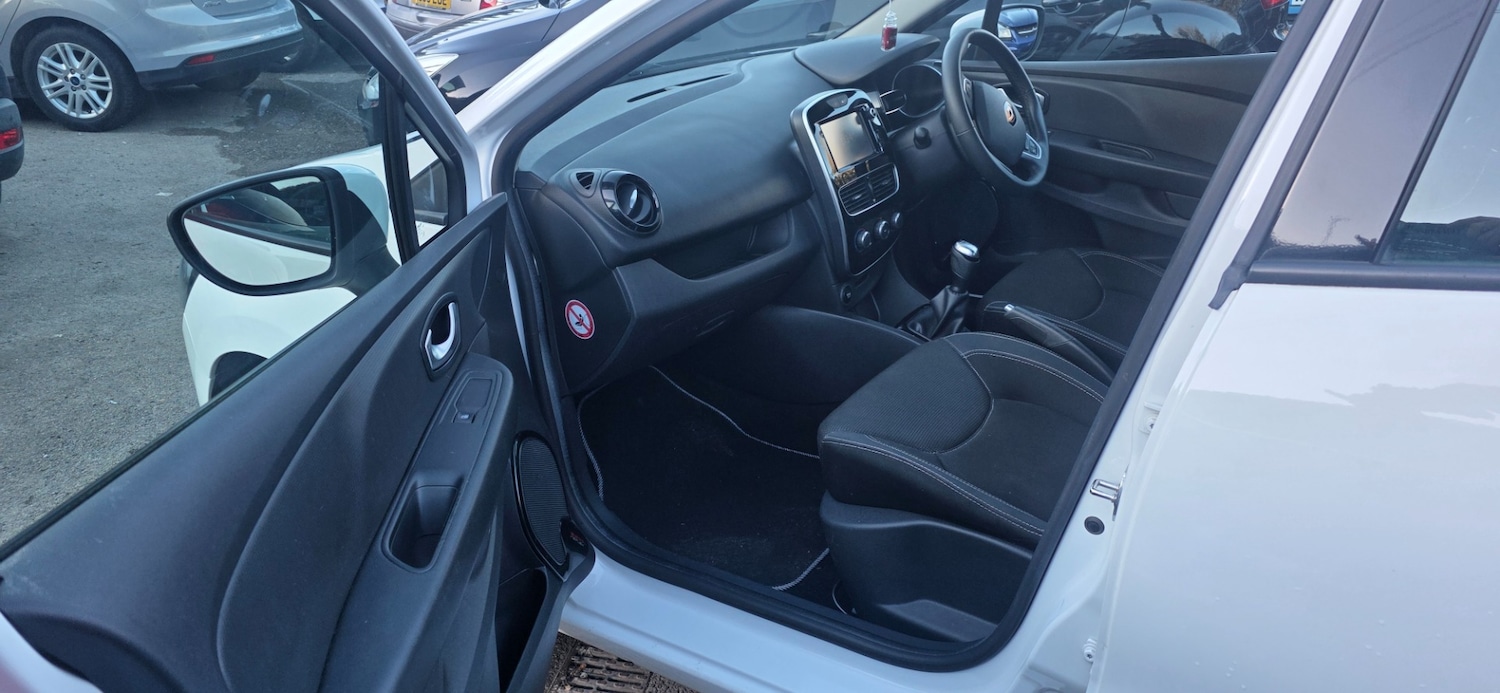 Used Renault Clio 2018 for sale - 77423764: Photo 15