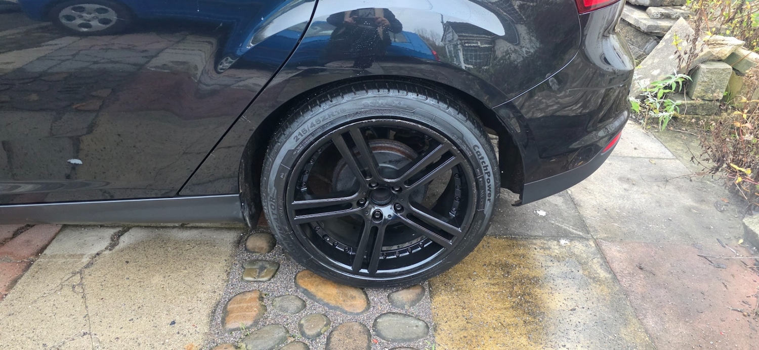 Used Ford Focus 2012 for sale - 76571433: Photo 9