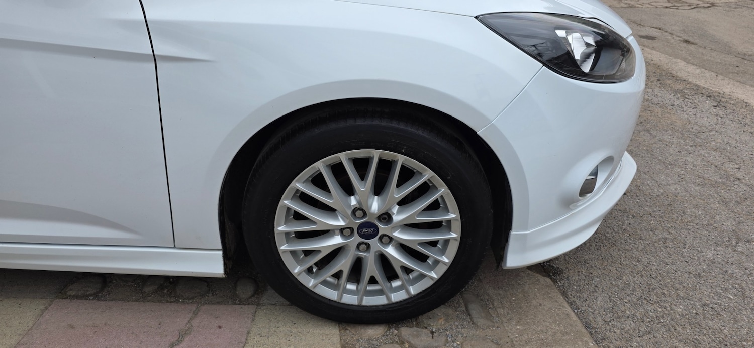 Used Ford Focus 2012 for sale - 76325034: Photo 10