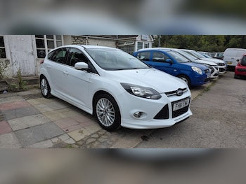 2012 (61) - 1.6 125 Zetec S 5dr