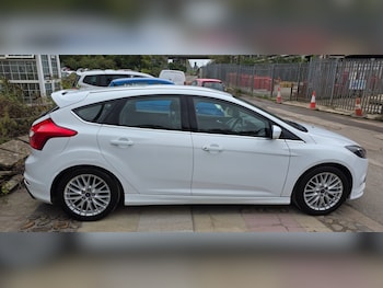 Used Ford Focus 2012 for sale - 76325034: Photo