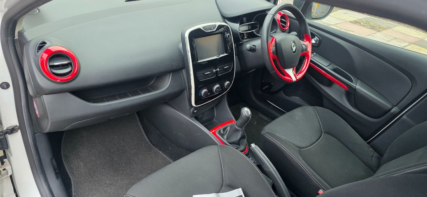 Used Renault Clio 2015 for sale - 77766857: Photo 10