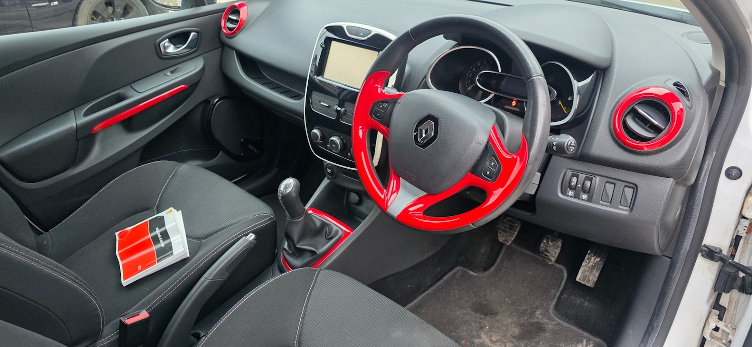 Used Renault Clio 2015 for sale - 77766857: Photo 13