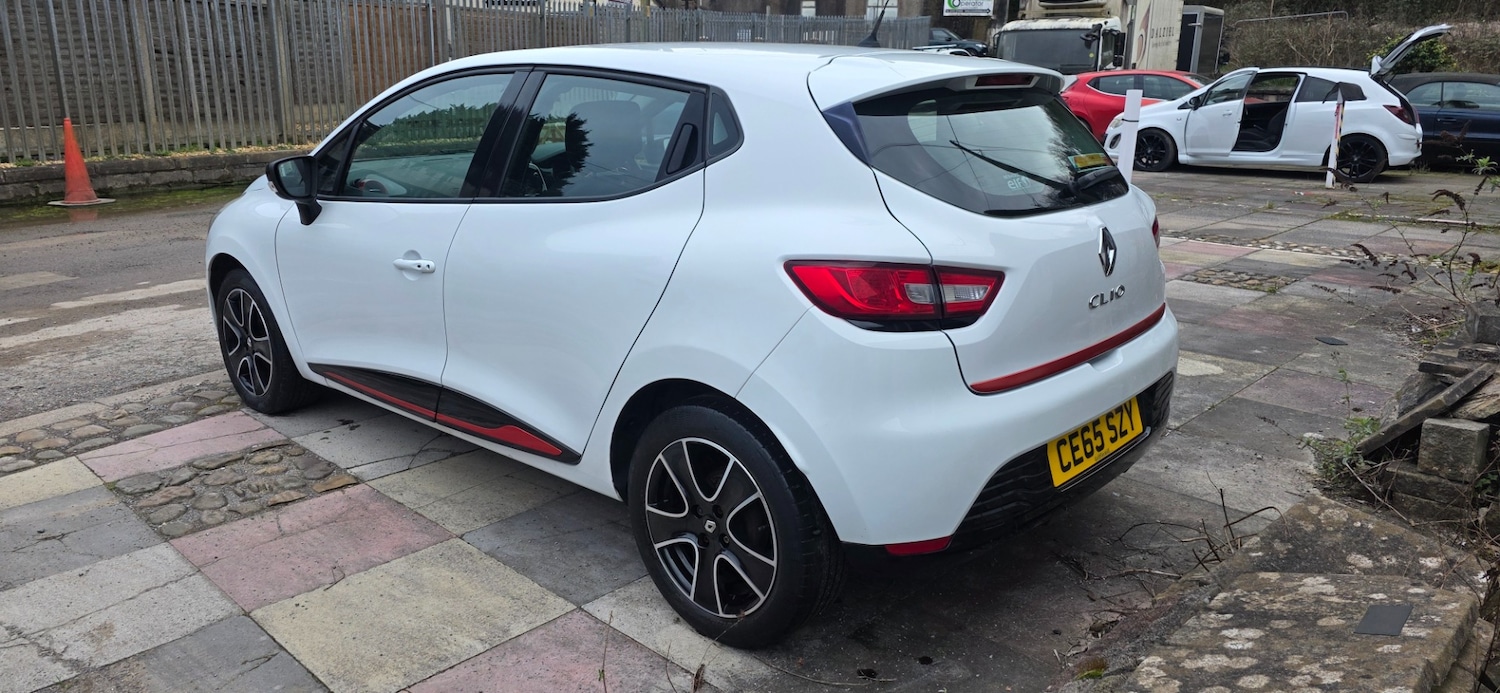 Used Renault Clio 2015 for sale - 77766857: Photo 4