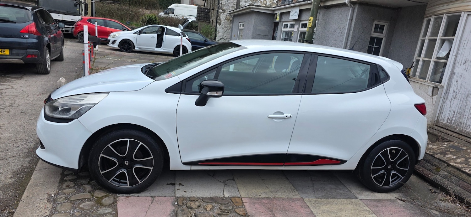 Used Renault Clio 2015 for sale - 77766857: Photo 5