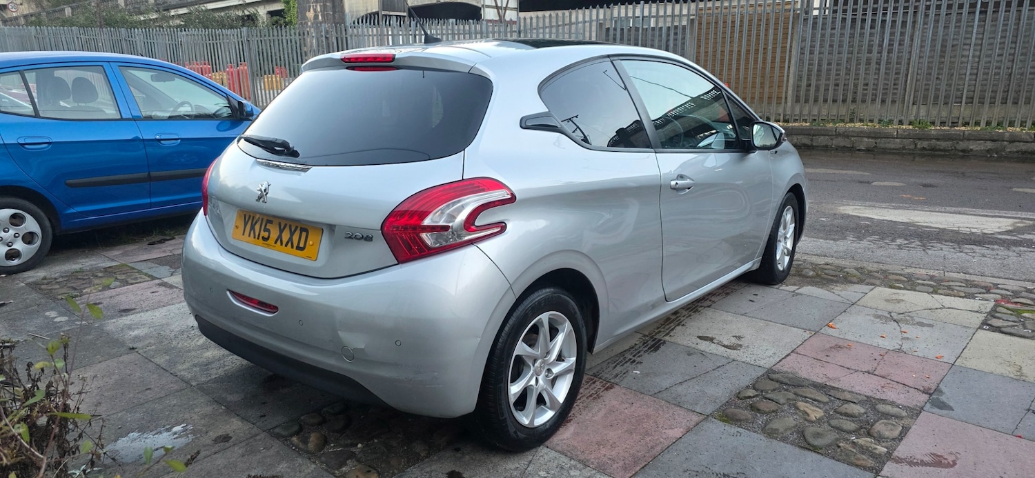 Used Peugeot 208 2015 for sale - 76837569: Photo 3
