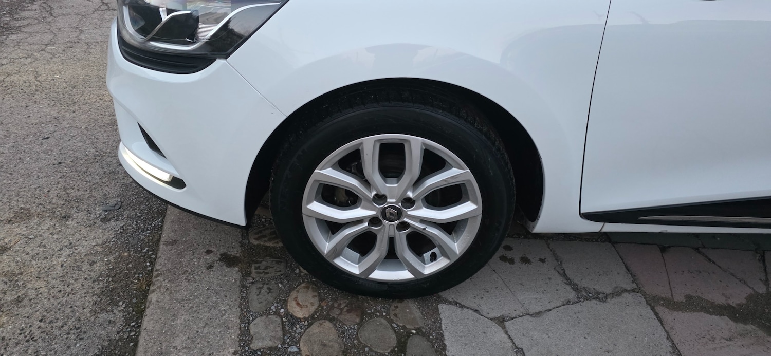 Used Renault Clio 2018 for sale - 76643822: Photo 9