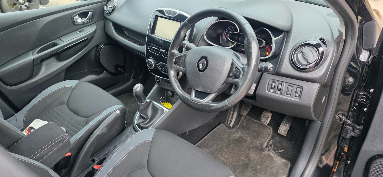 Used Renault Clio 2016 for sale - 77766988: Photo 16