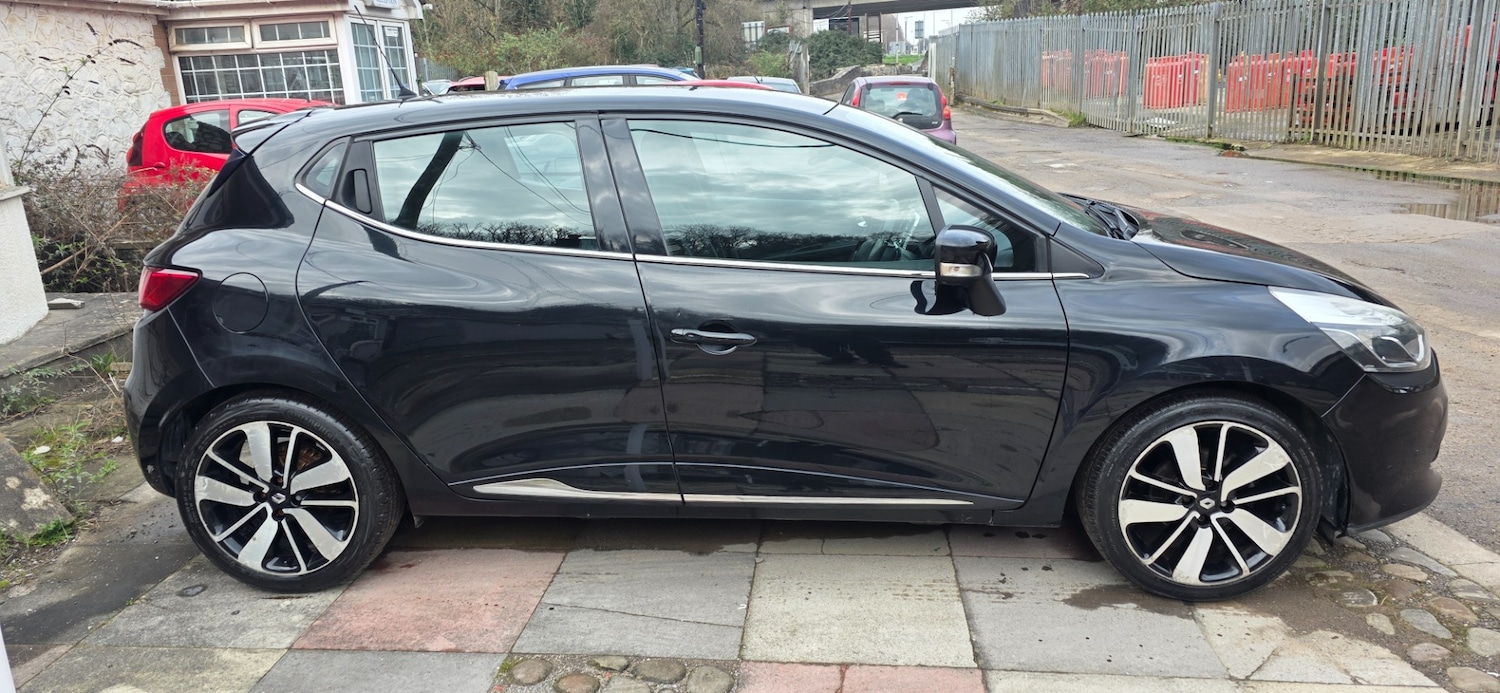 Used Renault Clio 2016 for sale - 77766988: Photo 2