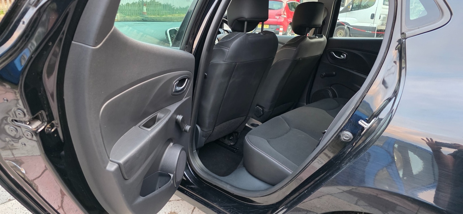 Used Renault Clio 2016 for sale - 76548098: Photo 11