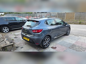Used Renault Clio 2017 for sale - 79255186: Photo