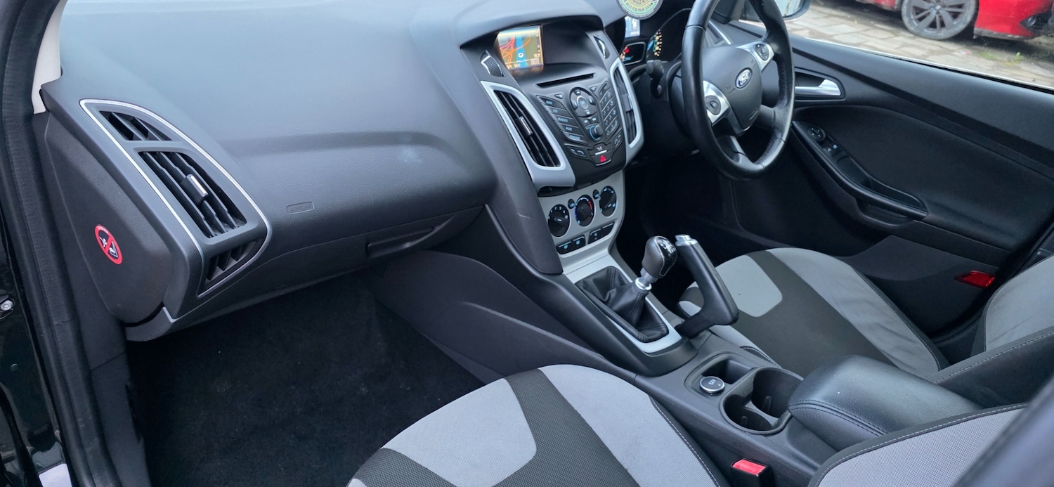 Used Ford Focus 2014 for sale - 78128280: Photo 12