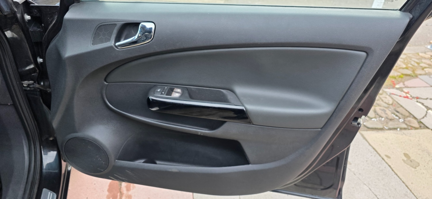 Used Vauxhall Corsa 2014 for sale - 77159076: Photo 15