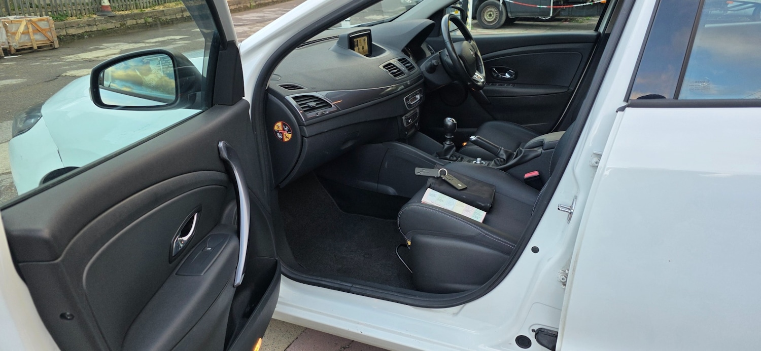 Used Renault Megane 2015 for sale - 77107820: Photo 11