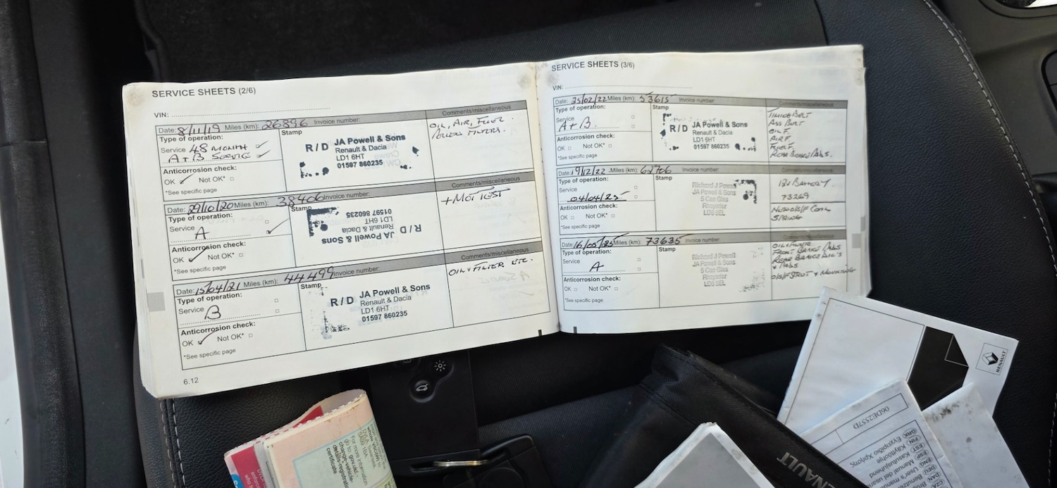 Used Renault Megane 2015 for sale - 77107820: Photo 14