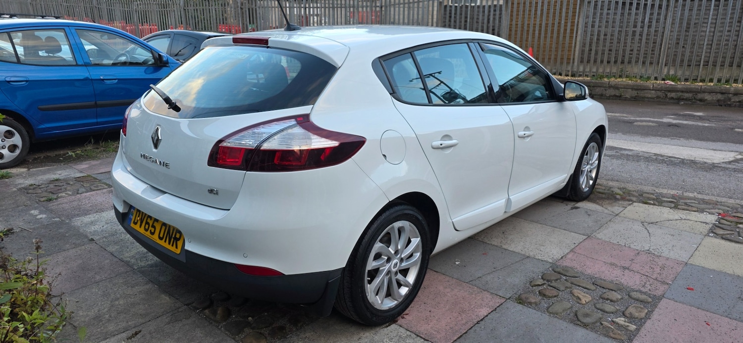 Used Renault Megane 2015 for sale - 77107820: Photo 3