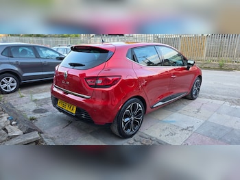 Used Renault Clio 2018 for sale - 79372563: Photo