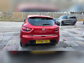 Used Renault Clio 2018 for sale - 79372563: Photo