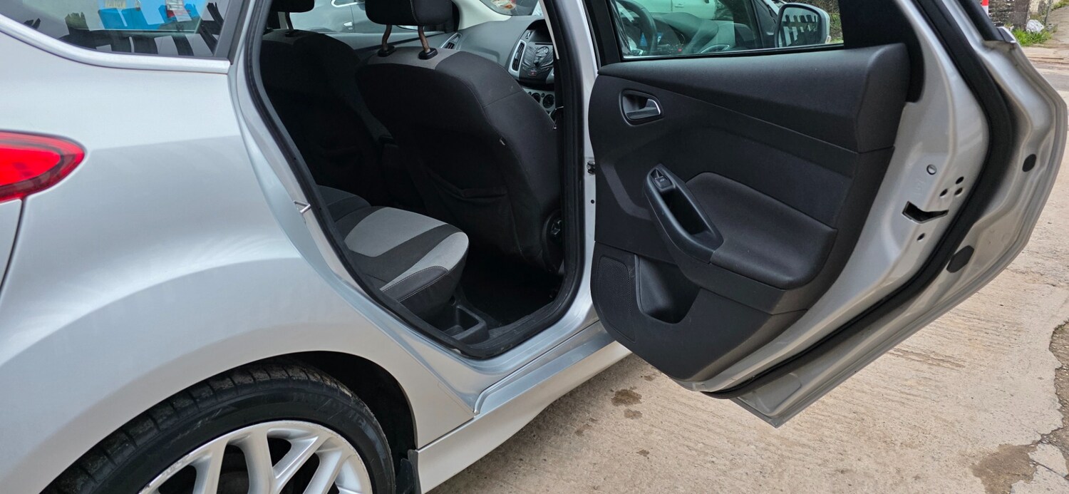 Used Ford Focus 2013 for sale - 78135233: Photo 11