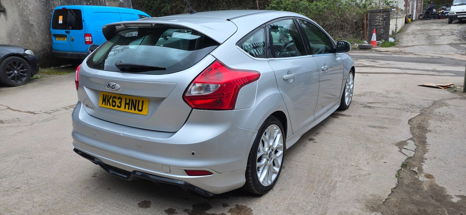 Used Ford Focus 2013 for sale - 78135233: Photo 2