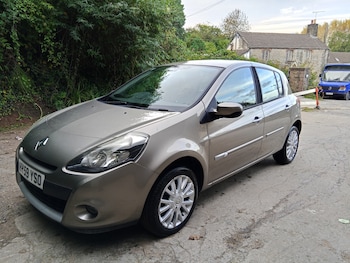 Renault - Clio