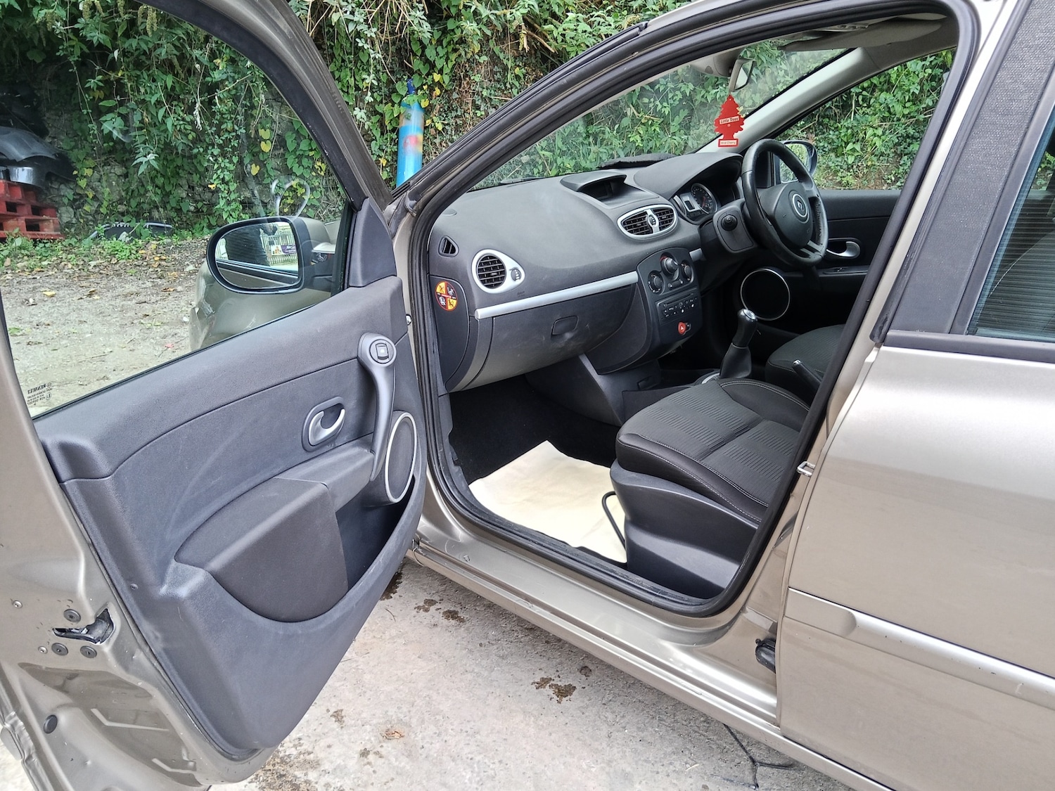 Vehicle 9
