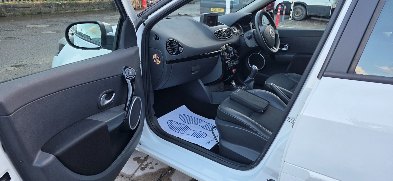 Used Renault Clio 2012 for sale - 77685822: Photo 13