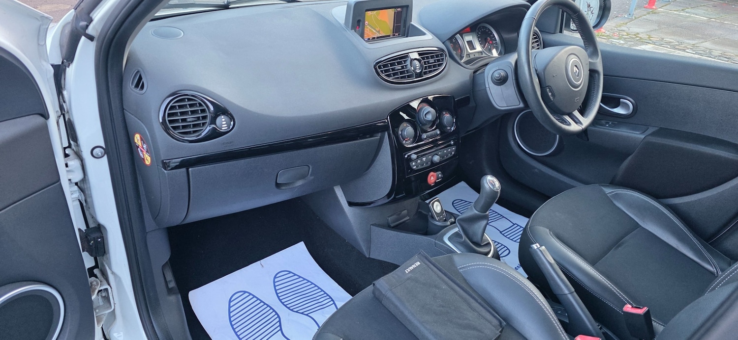 Used Renault Clio 2012 for sale - 77685822: Photo 14