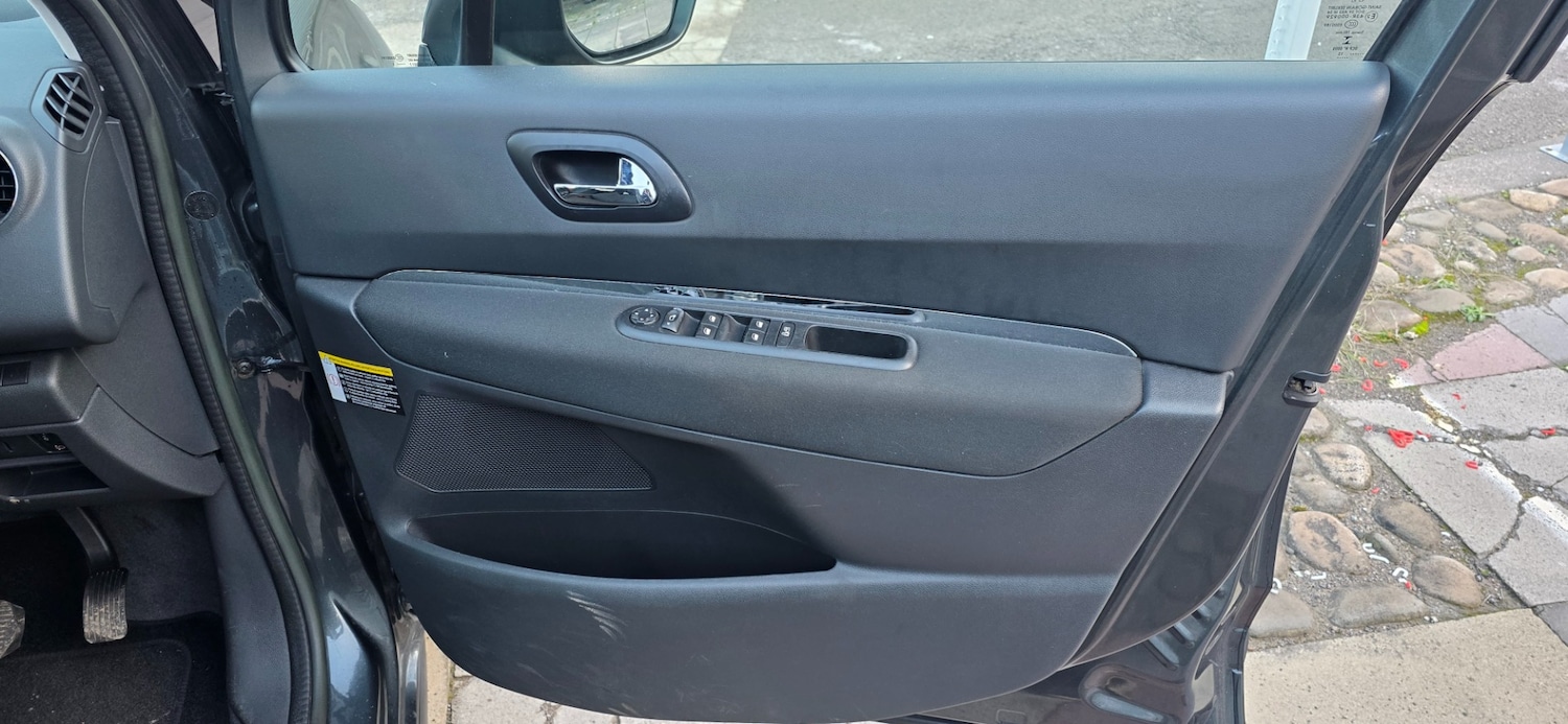 Used Peugeot 3008 2013 for sale - 77093776: Photo 15